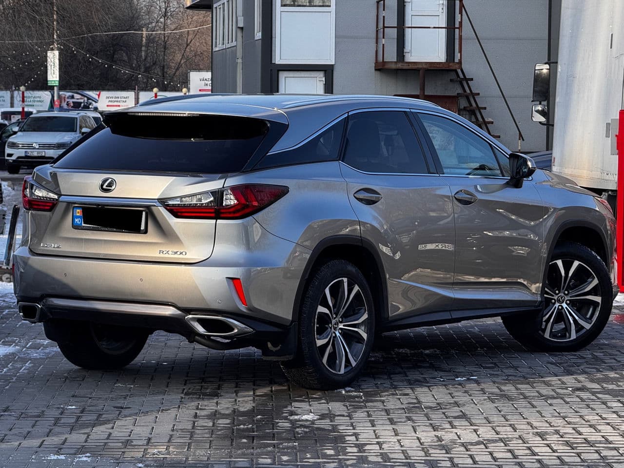 Lexus RX 300 2018 — Миниатюра 3
