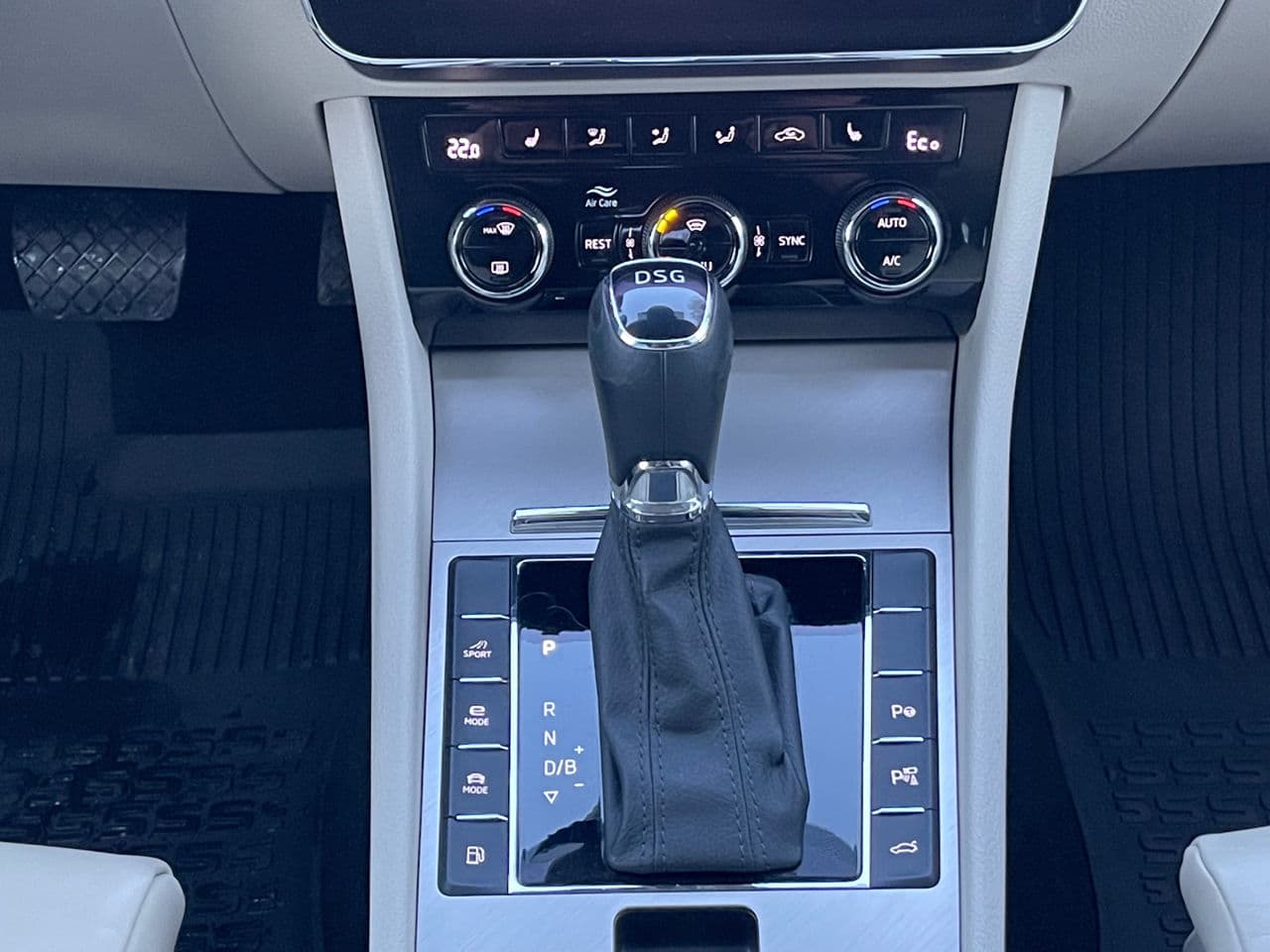 Skoda Superb 2020 — Миниатюра 10