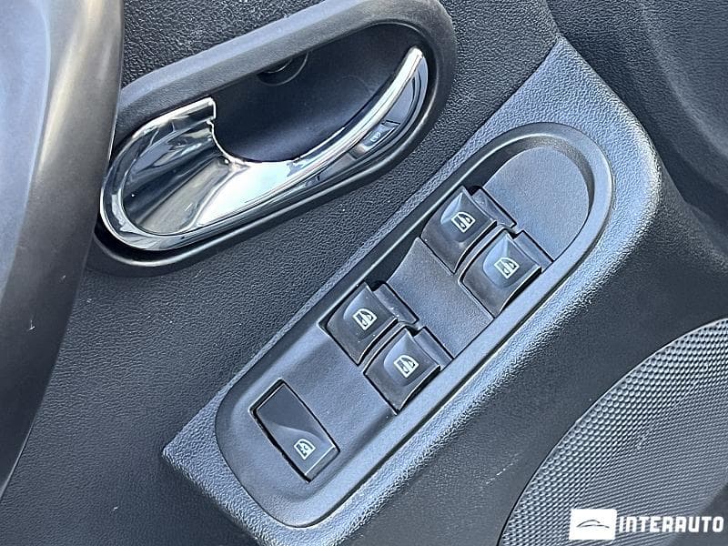Dacia Duster 2015 — Миниатюра 16