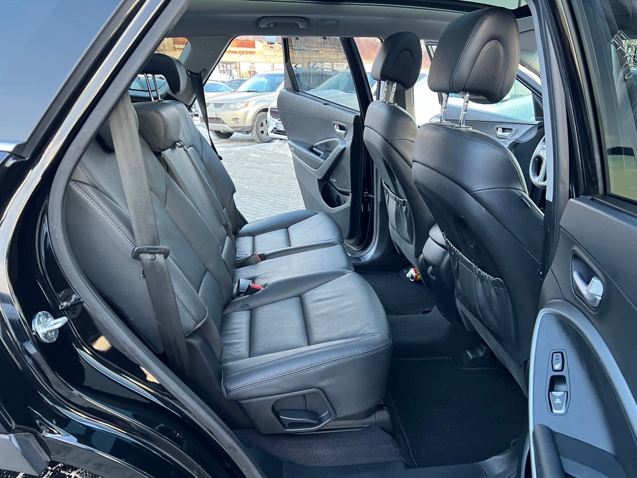 Hyundai Grand Santa Fe 2017 — Миниатюра 14
