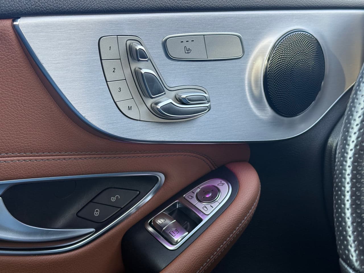 Mercedes C 220 2019 — Миниатюра 14