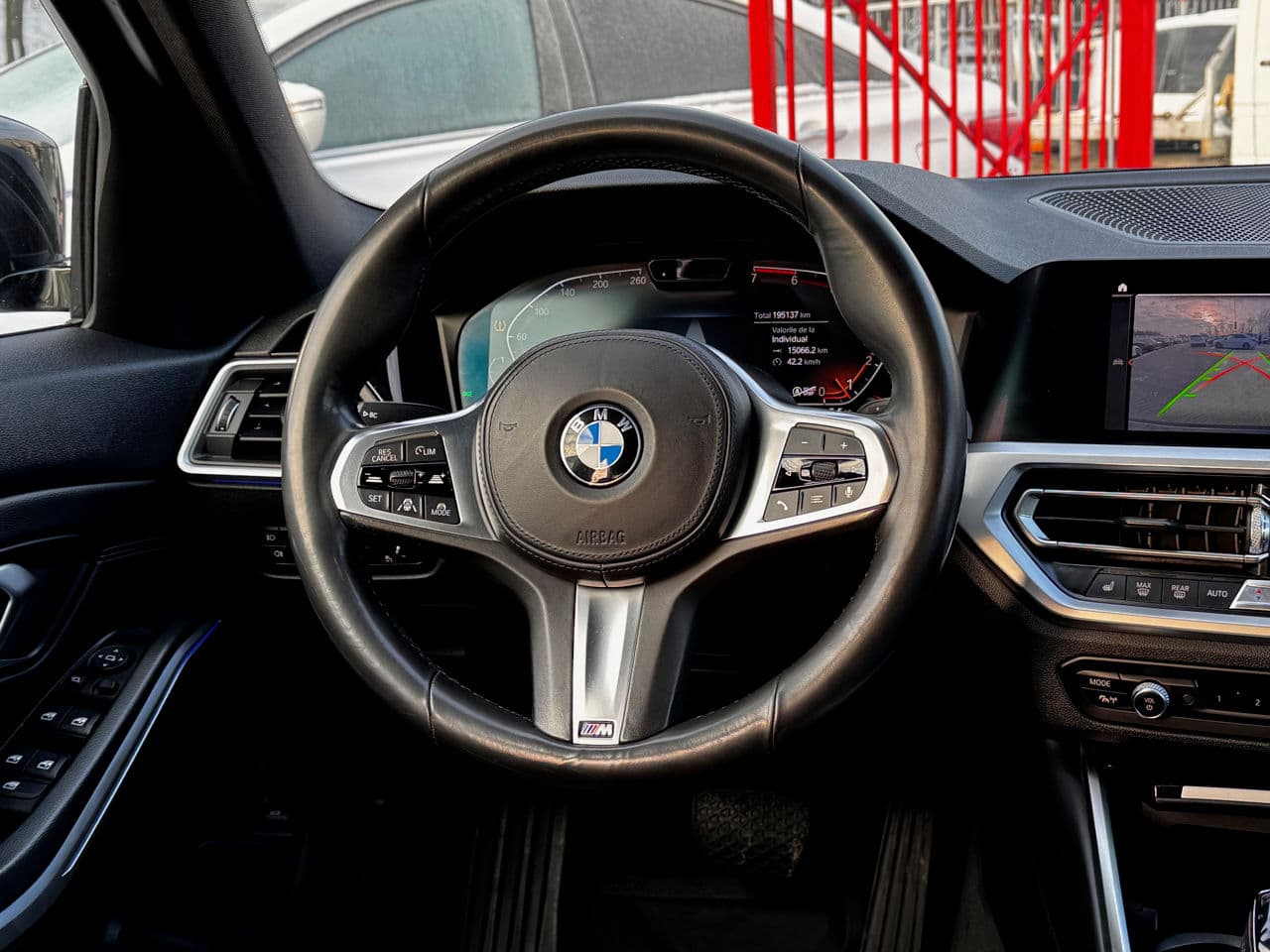 BMW 320 2019 — Миниатюра 7