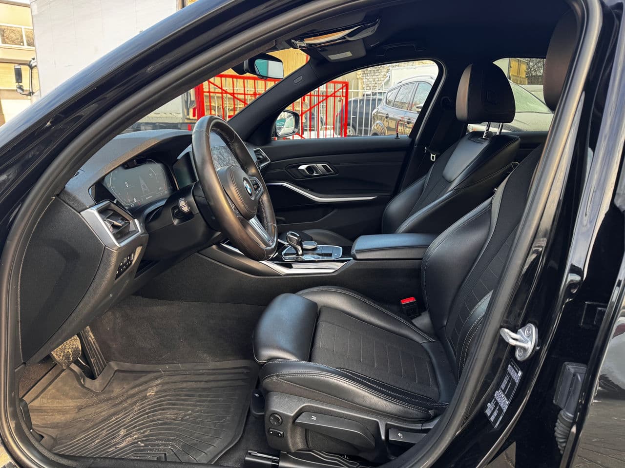 BMW 320 2019 — Миниатюра 5