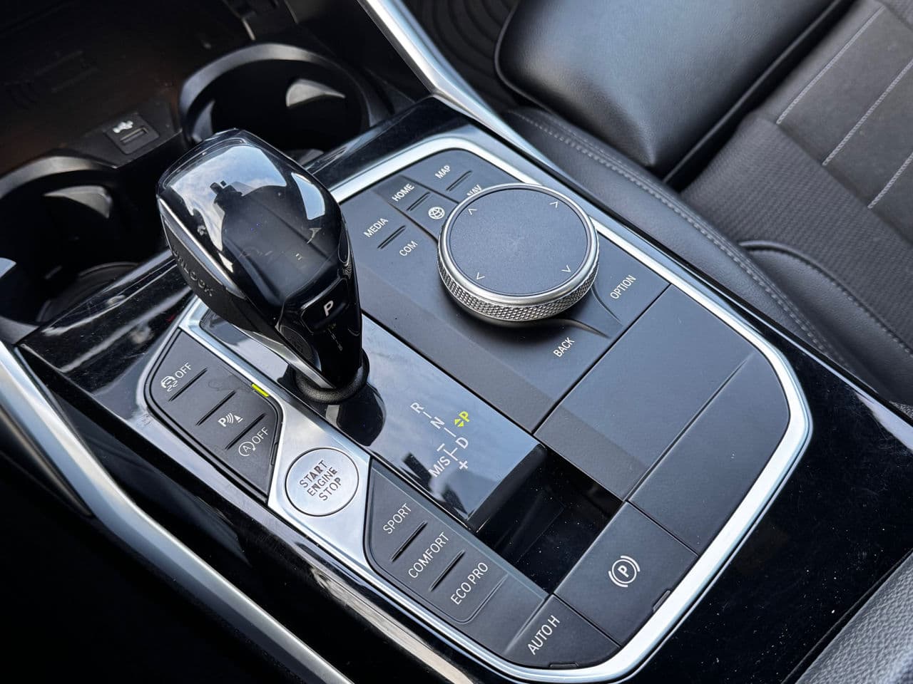BMW 320 2019 — Миниатюра 11