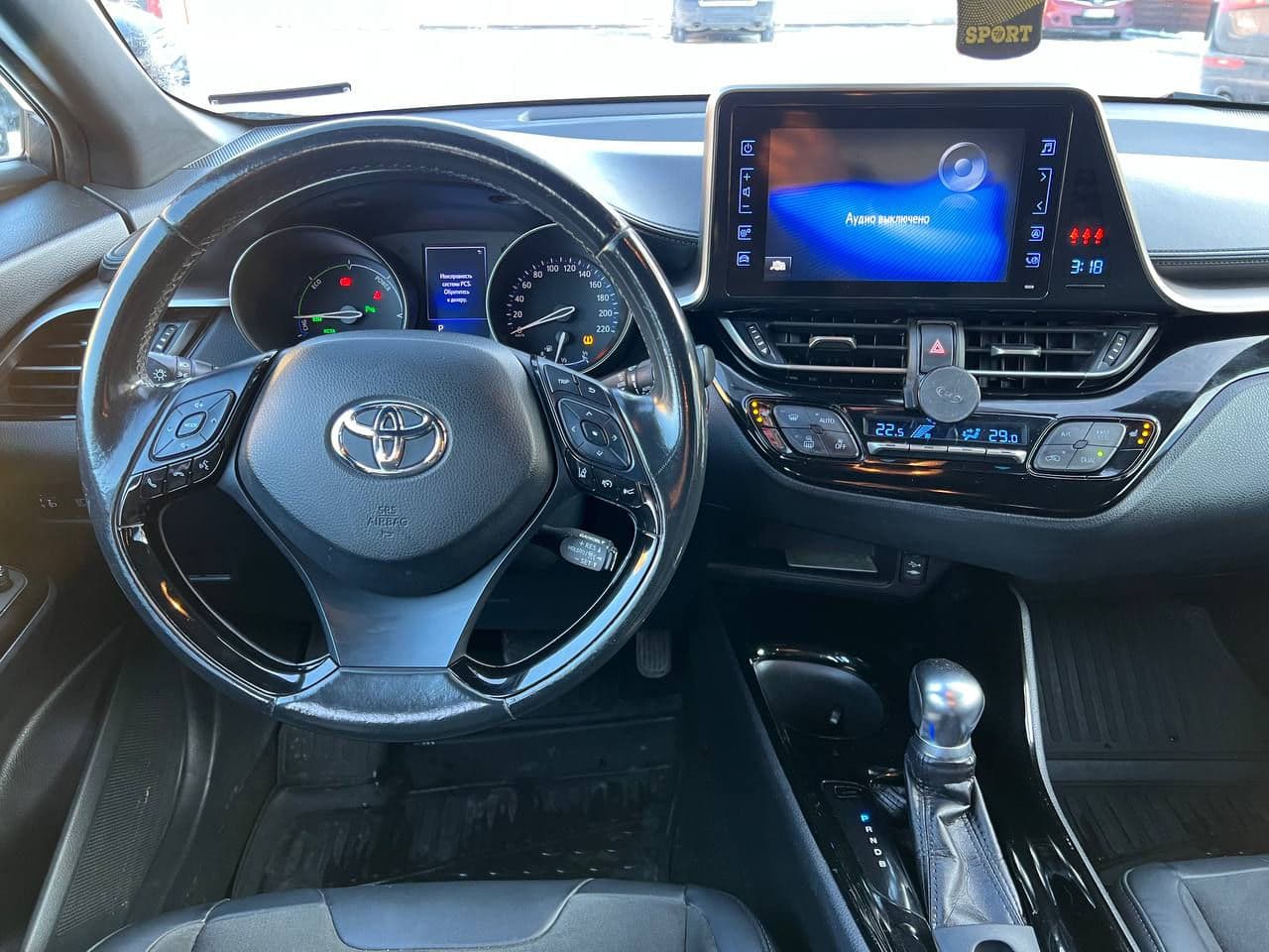 Toyota C-HR 2018 — Миниатюра 10