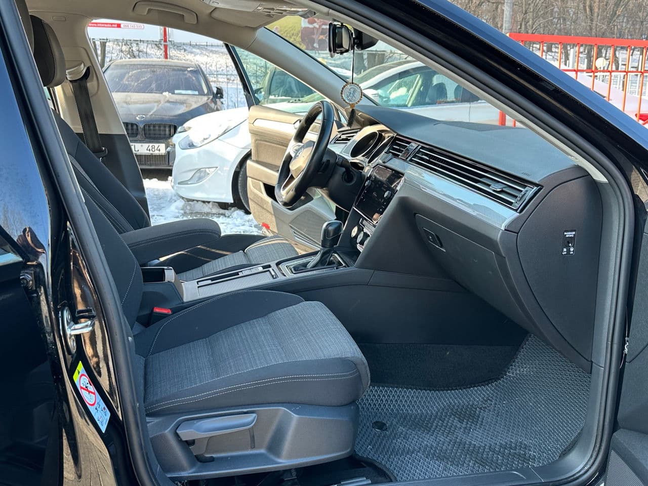 Volkswagen Passat 2019 — Миниатюра 5
