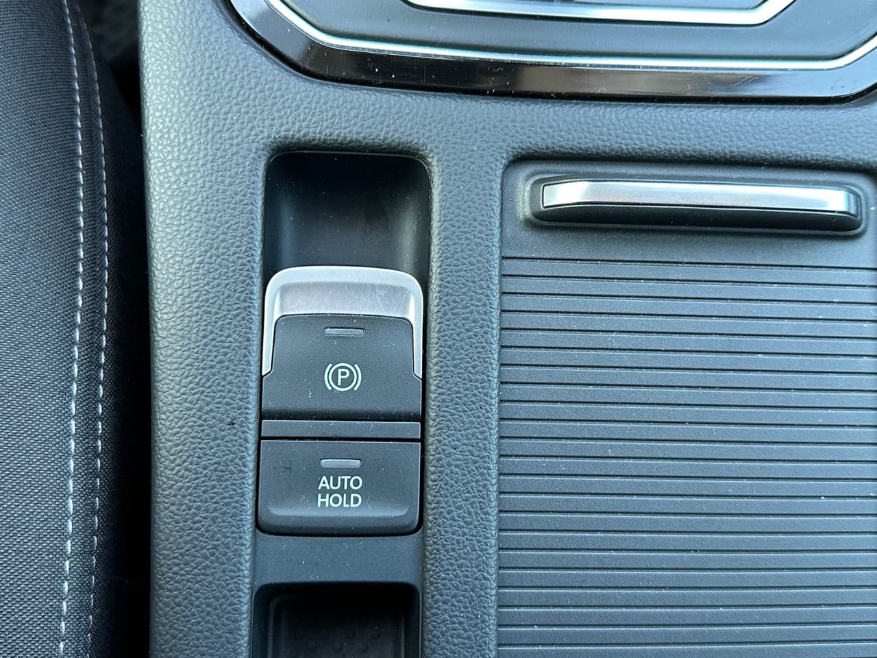 Volkswagen Passat 2019 — Миниатюра 10