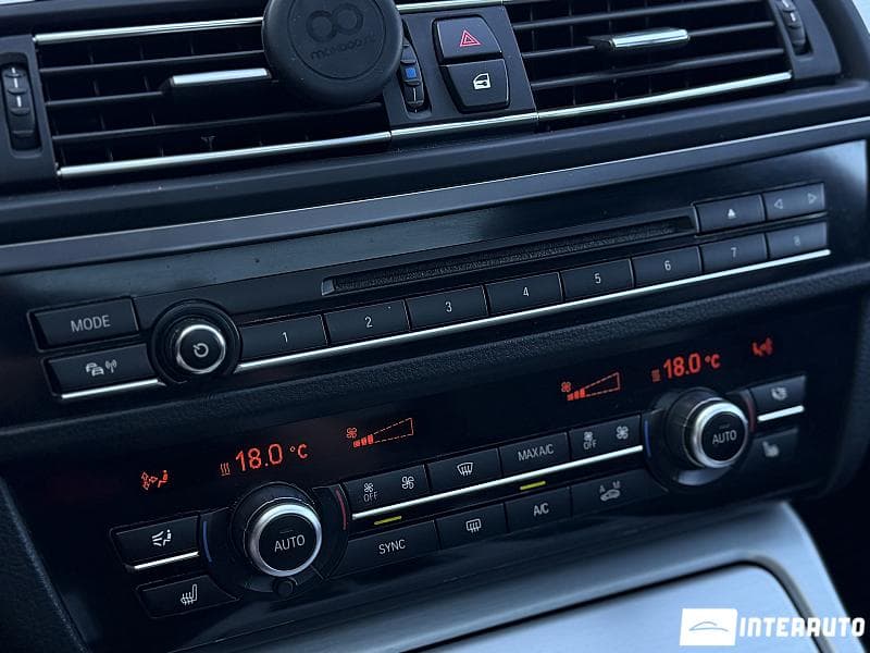 BMW 520 2016 — Миниатюра 12