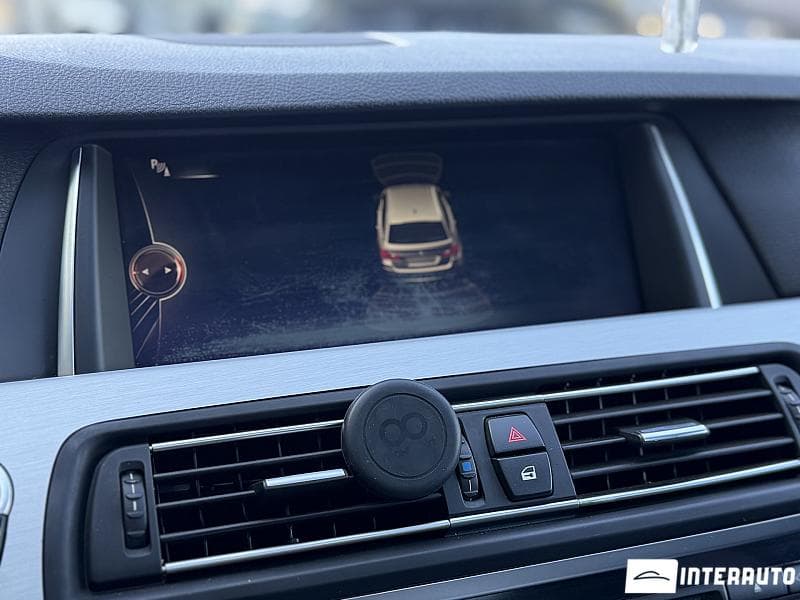 BMW 520 2016 — Миниатюра 11