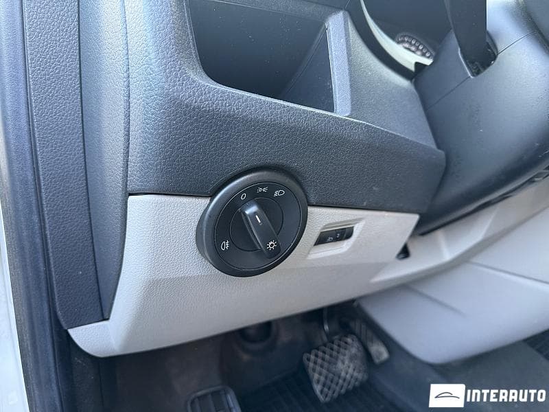 Volkswagen Transporter 2017 — Миниатюра 7