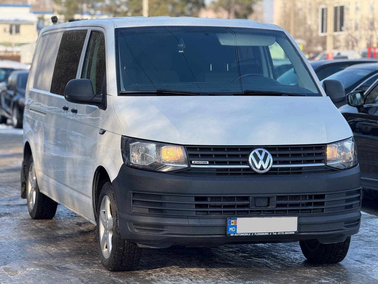 Volkswagen Transporter 2017 — Миниатюра 3