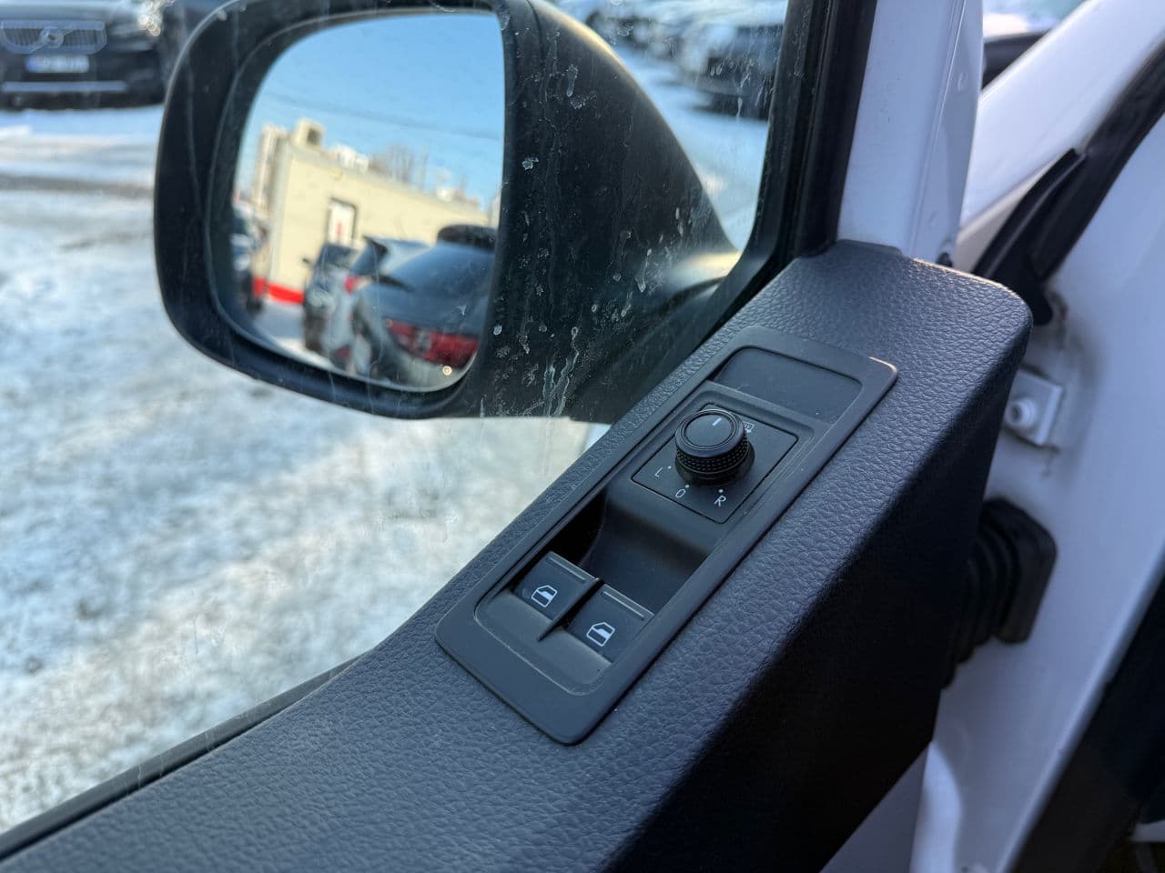 Volkswagen Transporter 2017 — Миниатюра 6