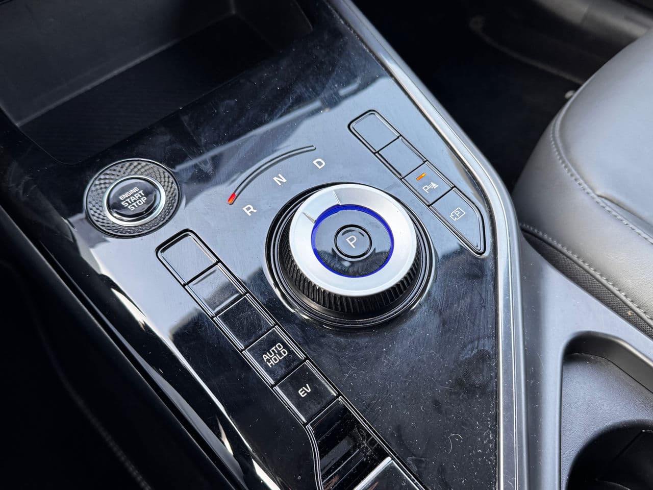 Kia Niro 2023 — Миниатюра 11