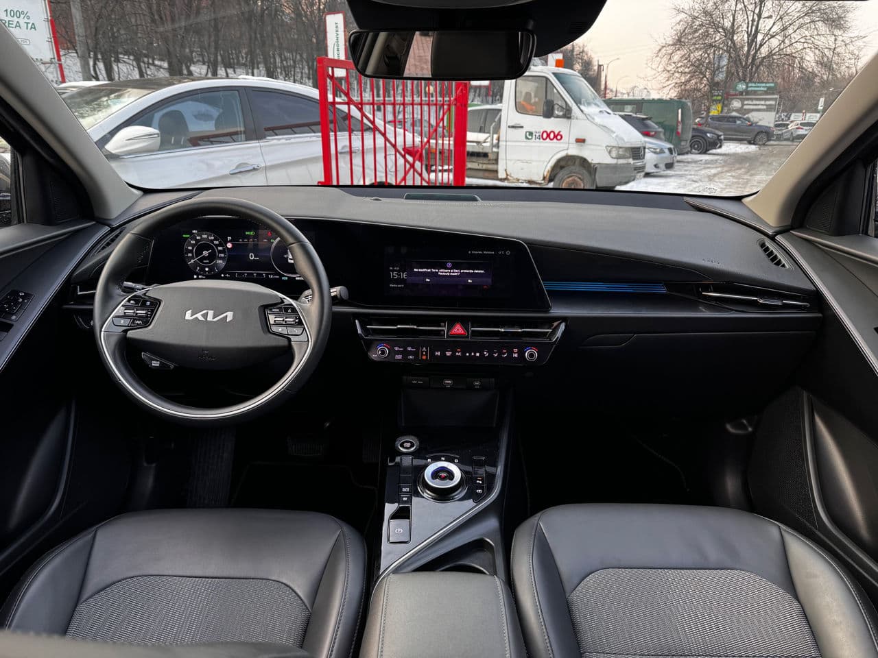 Kia Niro 2023 — Миниатюра 8