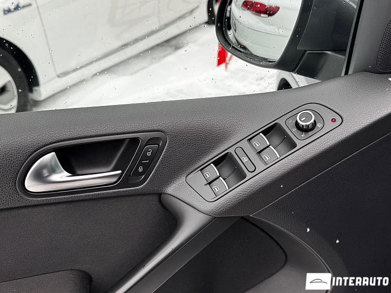 Volkswagen Tiguan 2011 — Миниатюра 16