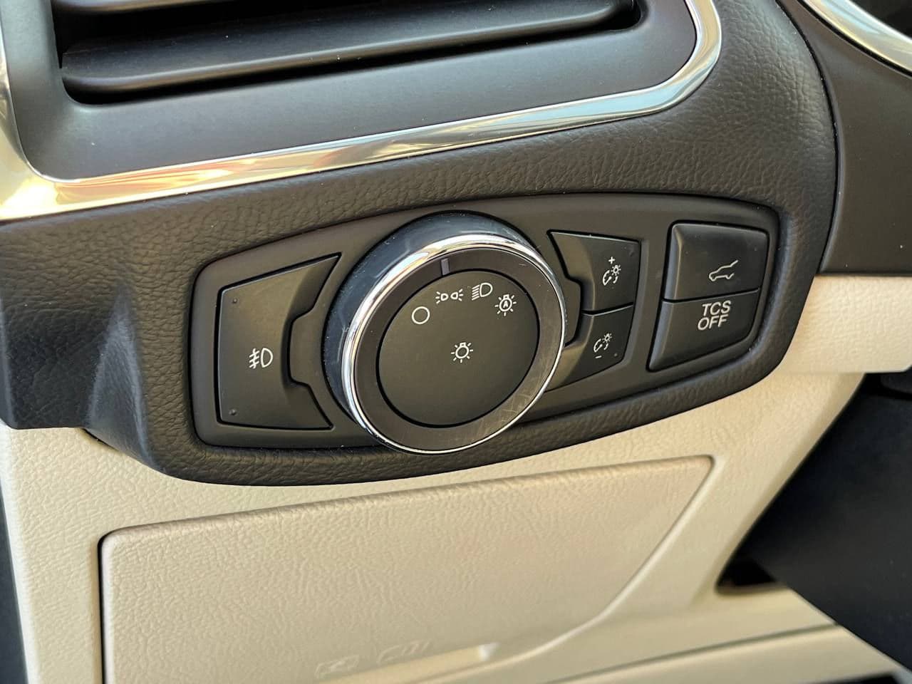 Ford Edge 2019 — Миниатюра 15