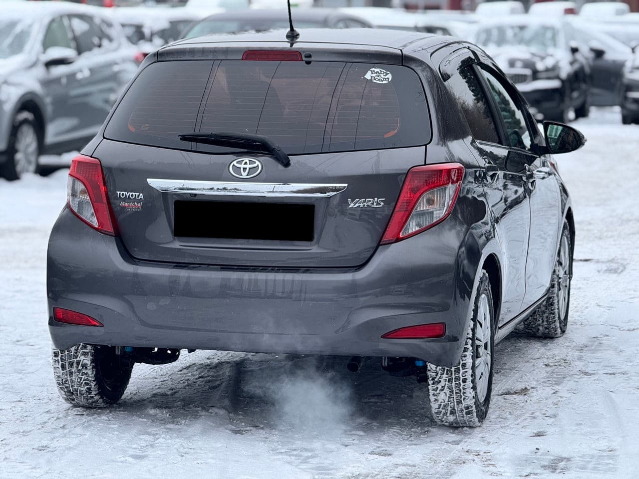 Toyota Yaris 2011 — Миниатюра 4