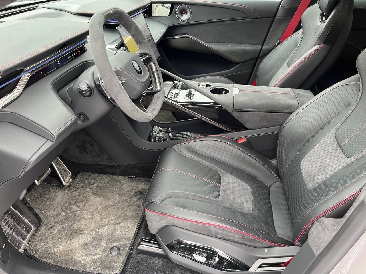 Lotus Eletre R 2024 — Миниатюра 6