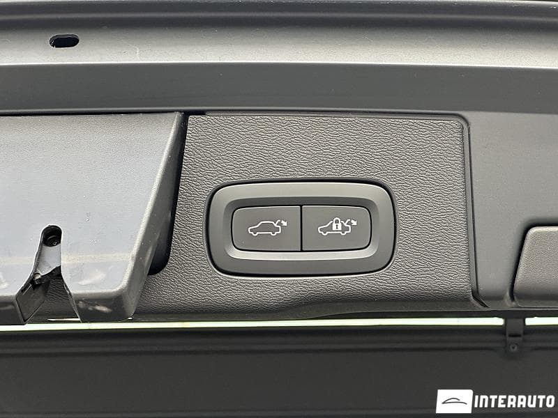 Volvo XC 60 2022 — Миниатюра 21