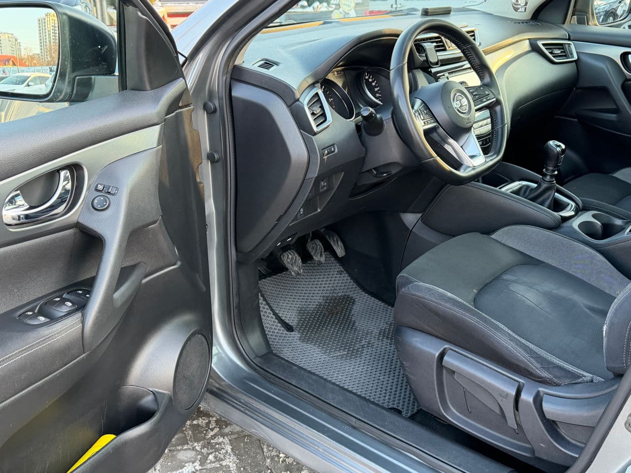 Nissan Qashqai 2017 — Миниатюра 6
