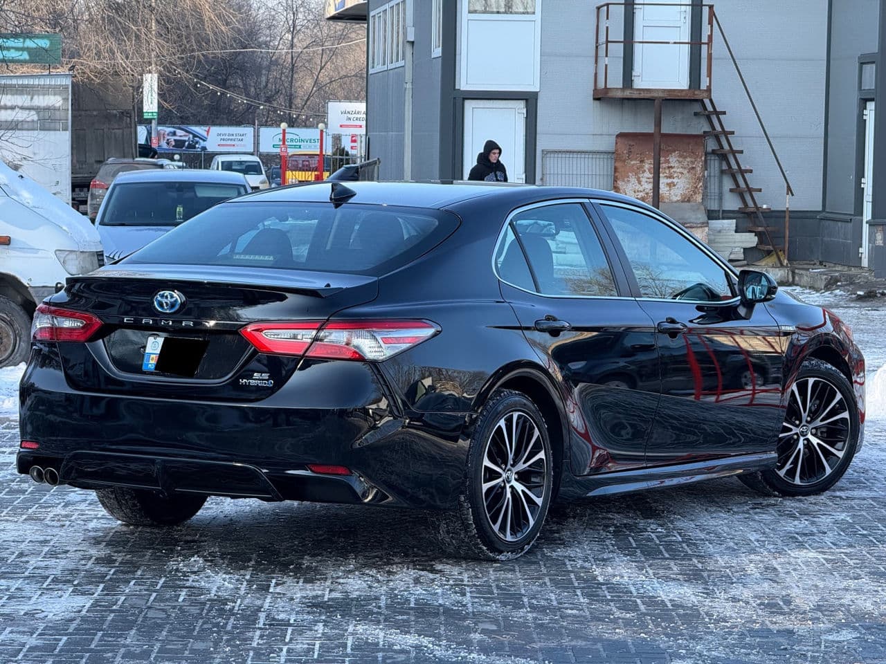 Toyota Camry 2018 — Миниатюра 3