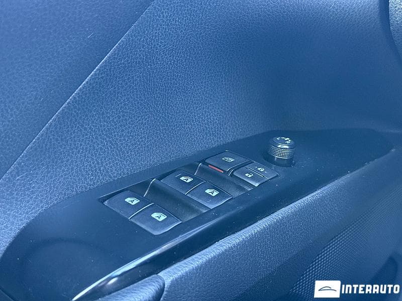 Toyota Camry 2018 — Миниатюра 12