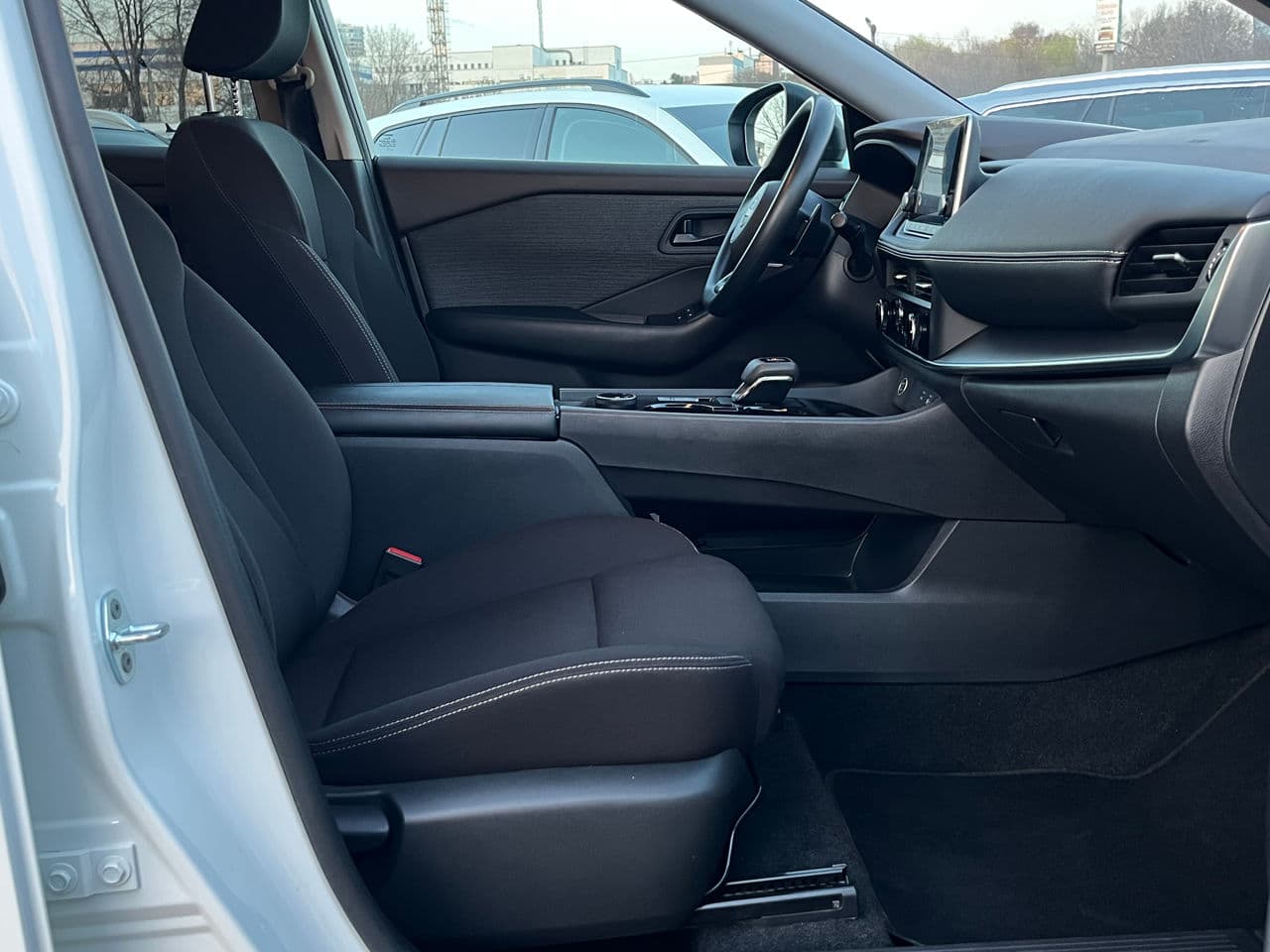 Nissan Rogue 2023 — Миниатюра 16