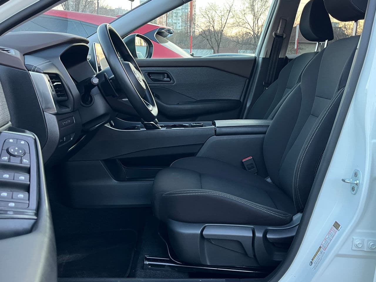 Nissan Rogue 2023 — Миниатюра 6