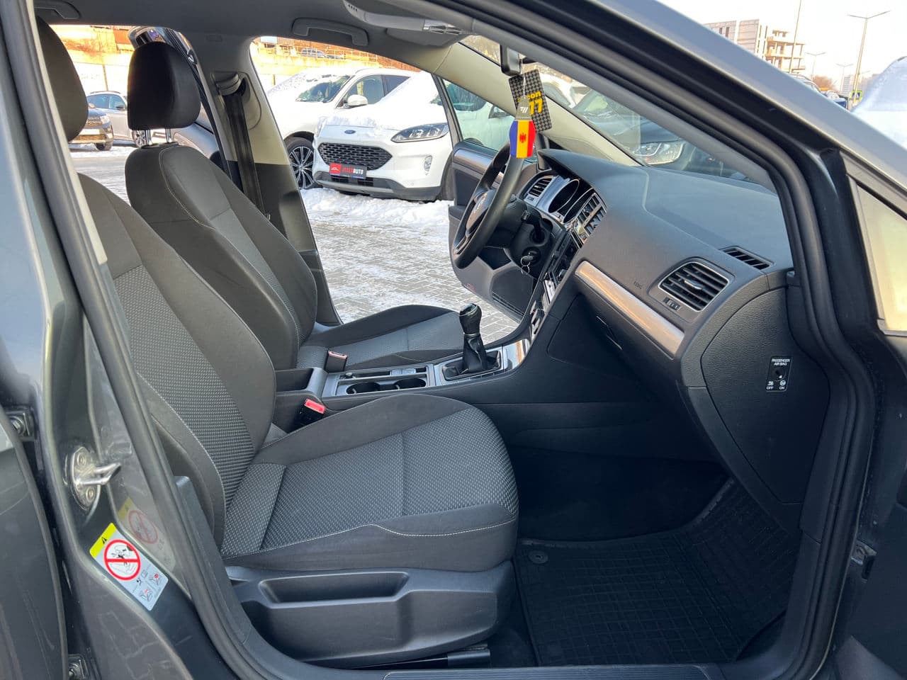 2017 Volkswagen Golf — Miniatură 14