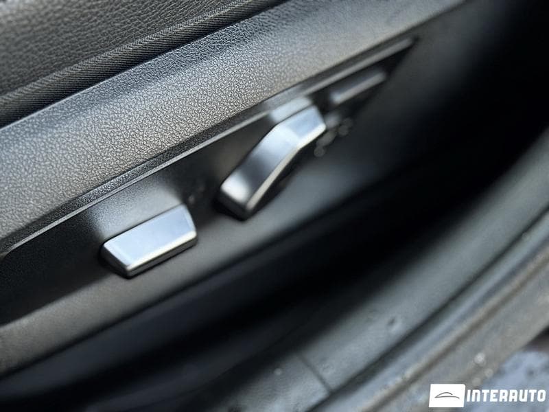 BMW 518 2018 — Миниатюра 8