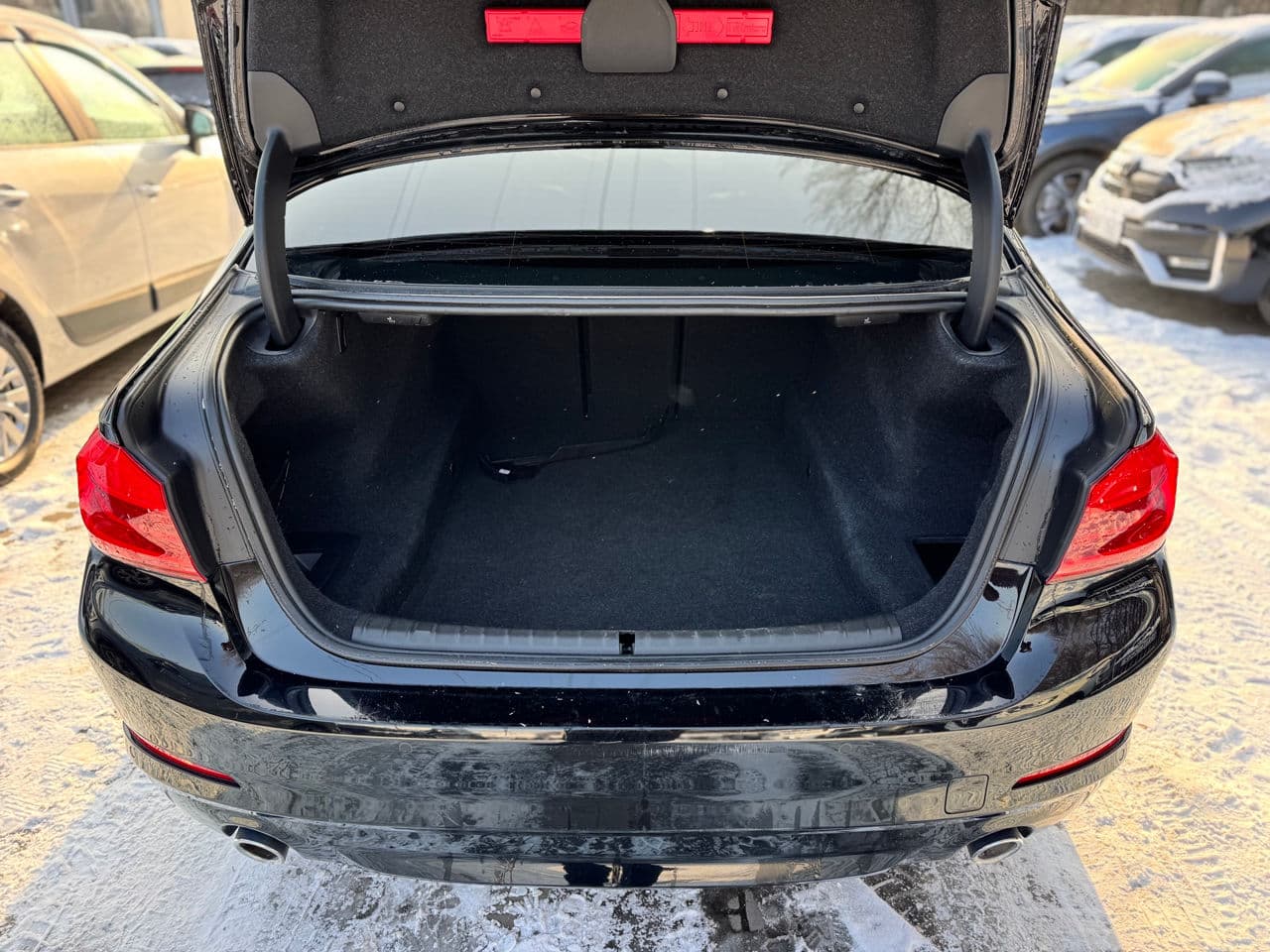 BMW 518 2018 — Миниатюра 5