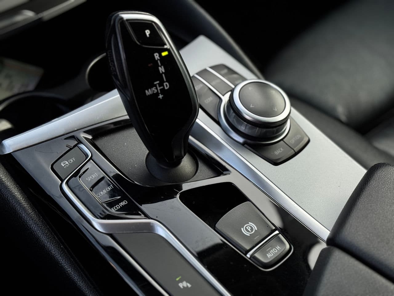 BMW 518 2018 — Миниатюра 15