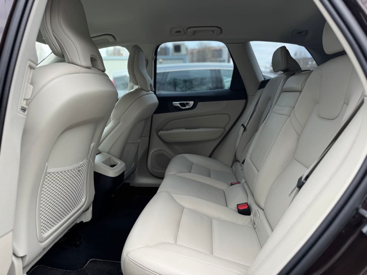 Volvo XC 60 2020 — Миниатюра 18