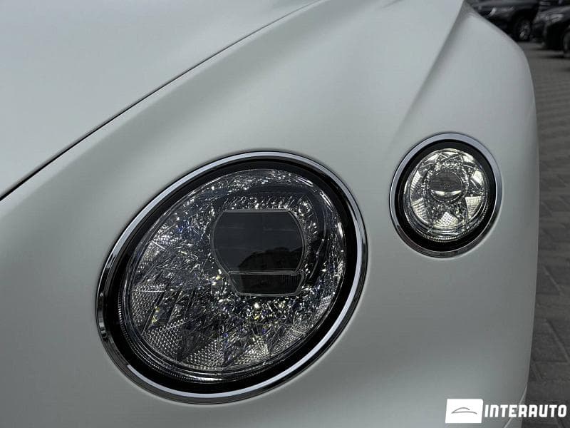 Bentley Continental GT 2020 — Миниатюра 5