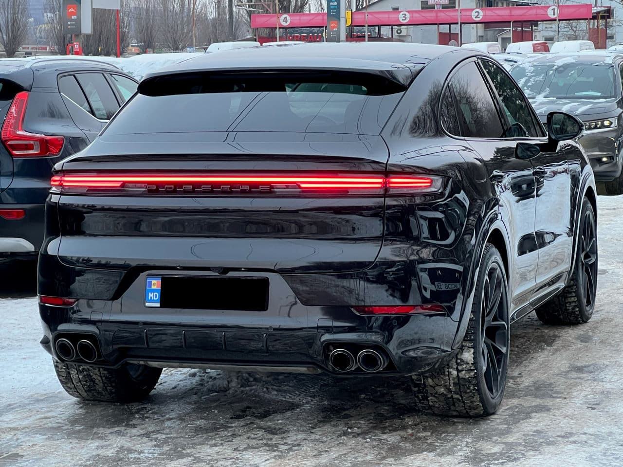 Porsche Cayenne E-Hybrid Coupe 2024 — Миниатюра 2