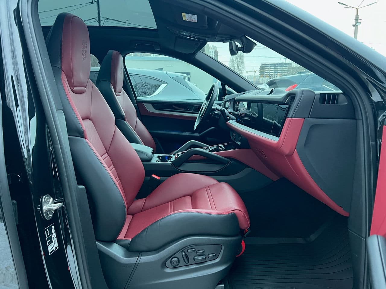 Porsche Cayenne E-Hybrid Coupe 2024 — Миниатюра 22