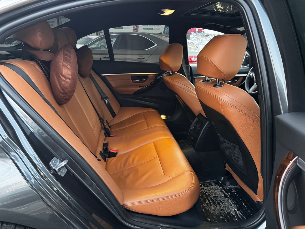 BMW 330 2018 — Миниатюра 20