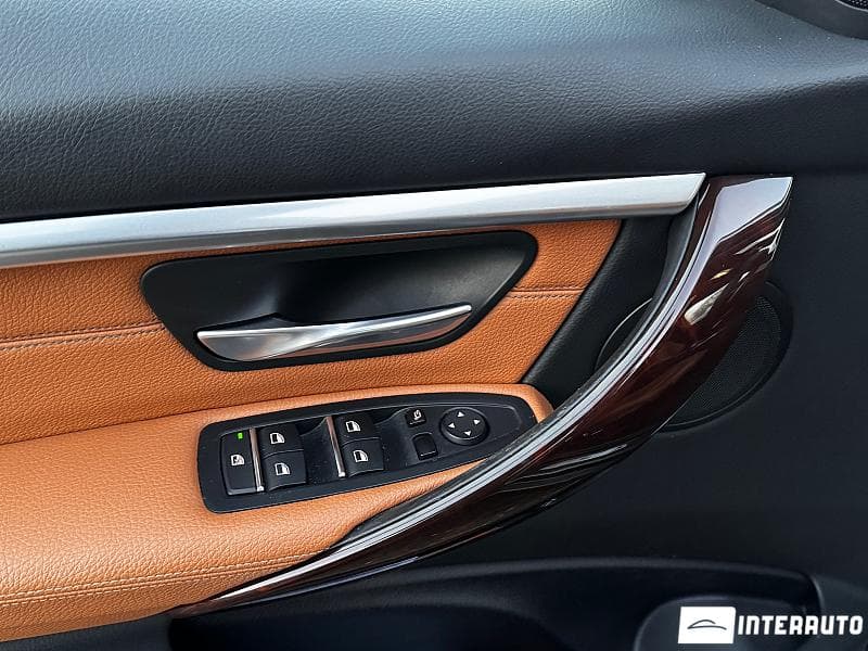 BMW 330 2018 — Миниатюра 17