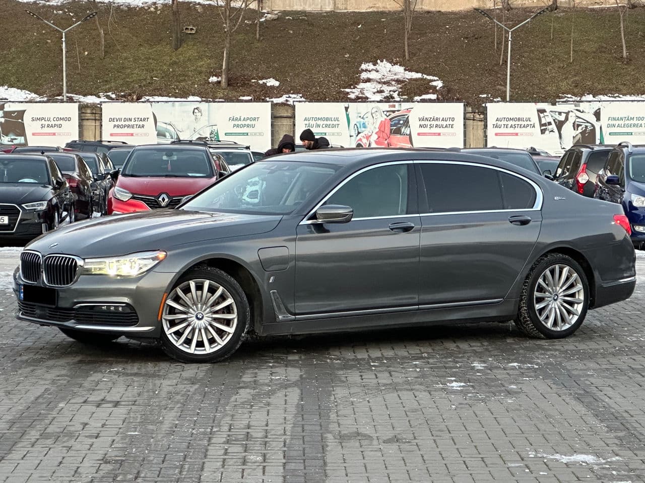 BMW 740e 2017 — Миниатюра 2