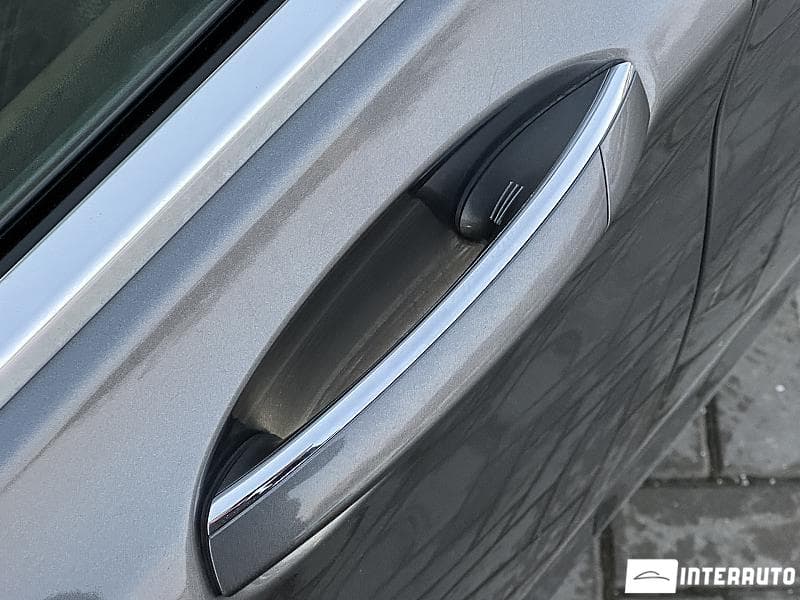 BMW 740e 2017 — Миниатюра 19