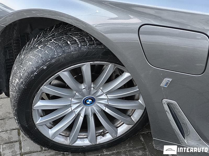 BMW 740e 2017 — Миниатюра 18