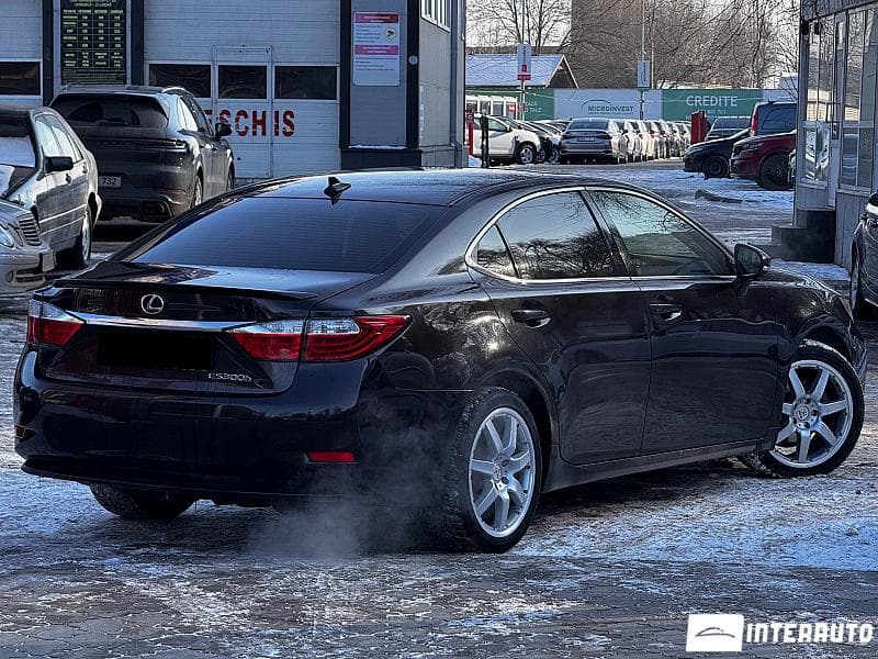 Lexus ES 300h 2013 — Миниатюра 4
