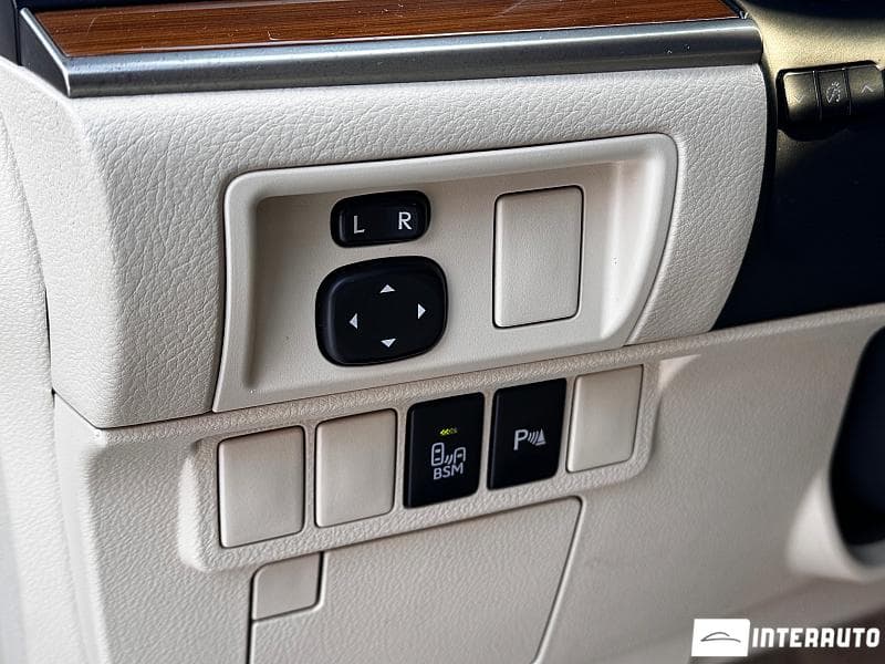 Lexus ES 300h 2013 — Миниатюра 14