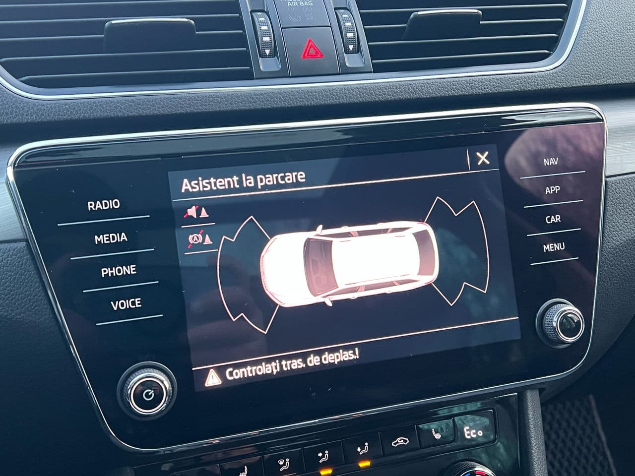 Skoda Superb 2021 — Миниатюра 12