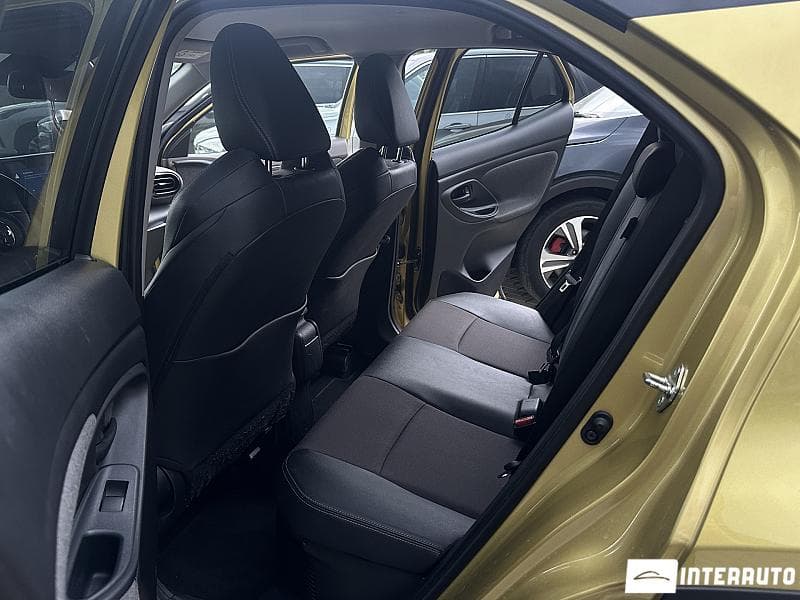 Toyota Yaris Cross 2022 — Миниатюра 13