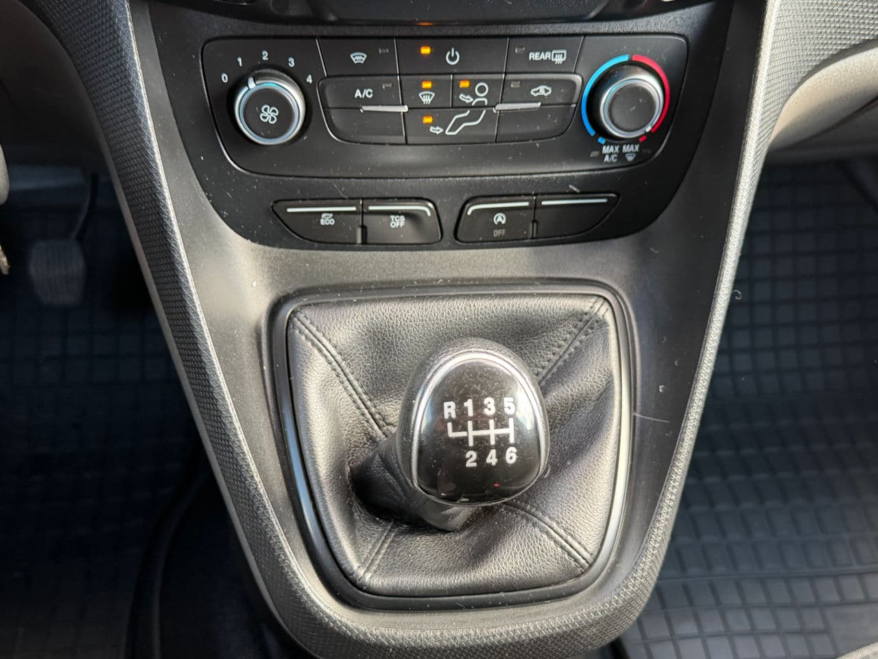Ford Transit Connect 2019 — Миниатюра 13