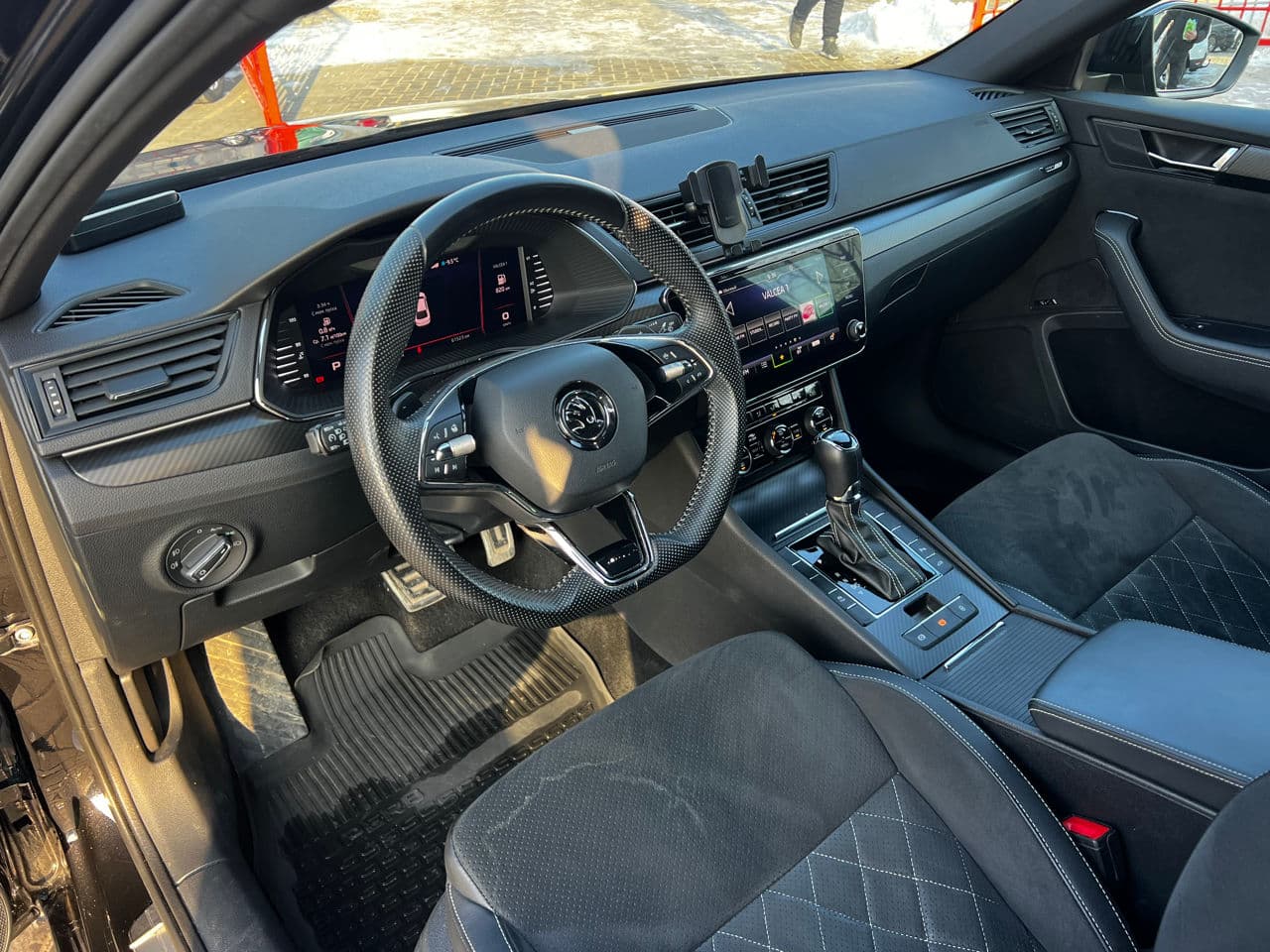 Skoda Superb 2023 — Миниатюра 6