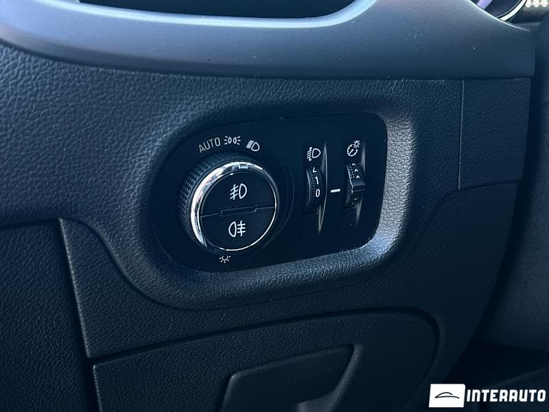 Opel Astra 2016 — Миниатюра 7