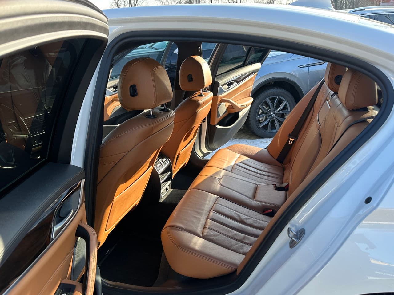 BMW 530e 2017 — Миниатюра 14
