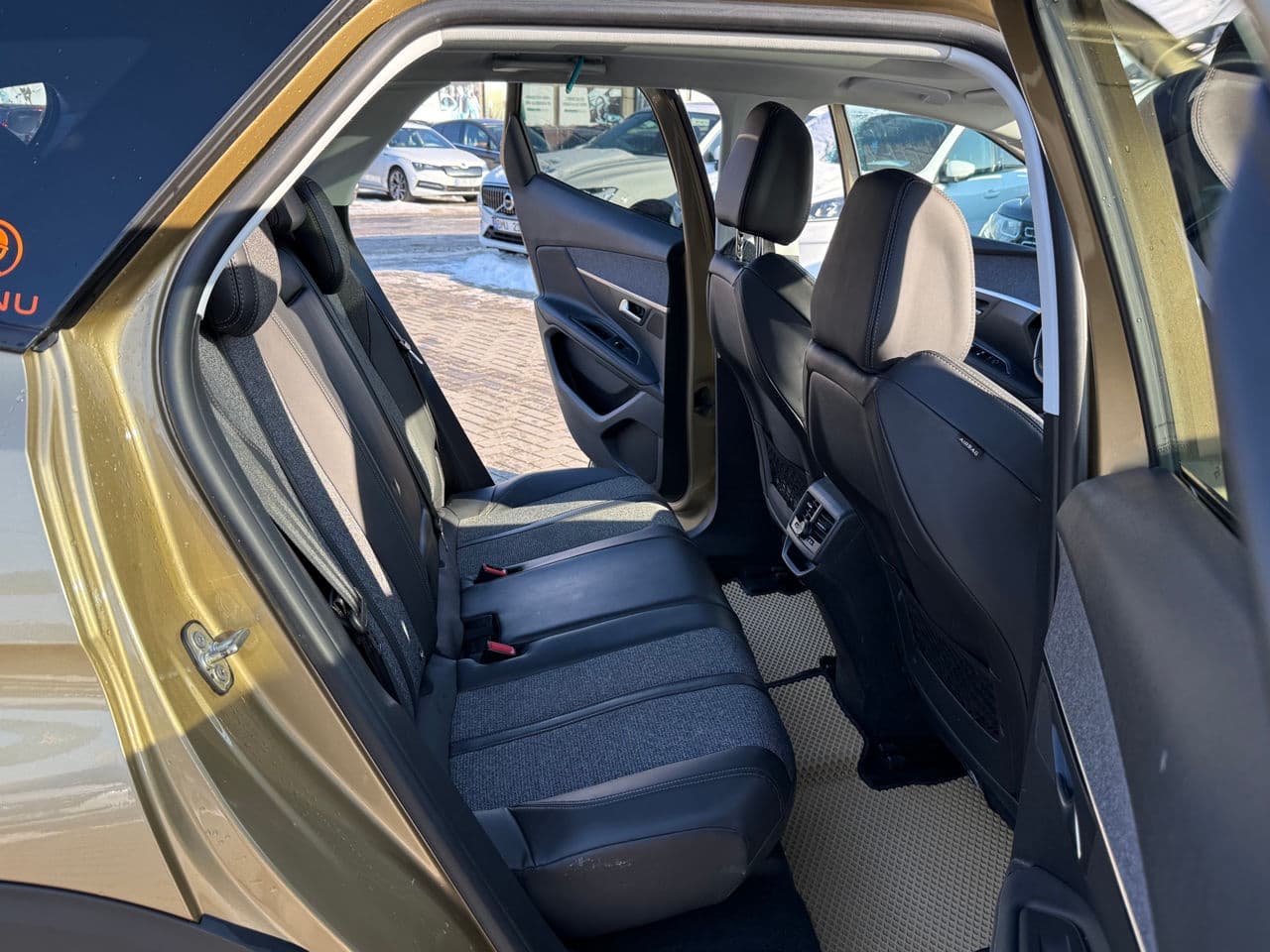 Peugeot 3008 2018 — Миниатюра 13